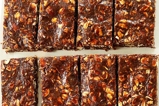 23 Delicious DIY Granola Bar Recipes