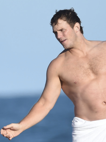 Chris Pratt And Rob Lowe Hung Out Shirtless On A Boat And Its Double