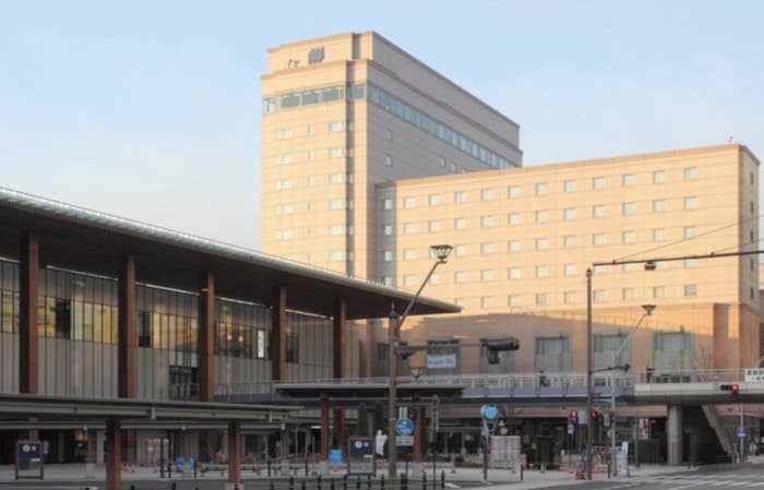 Img Buzzfeed Com Buzzfeed Static Static 19 08 13 2 Asset 8d24ce7875 Sub Buzz 1795 1 Png Downsize 700 3a 2a Output Quality Auto Output Format Auto