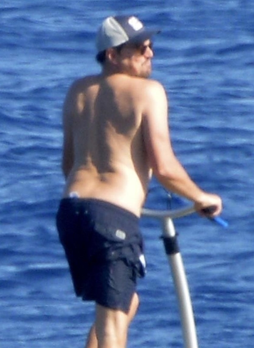 leonardo dicaprio ass