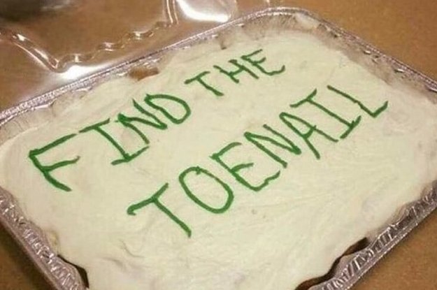 17 Cake Decorators Who Might Not Be Geniuses, But At Least They're Funny As Hell