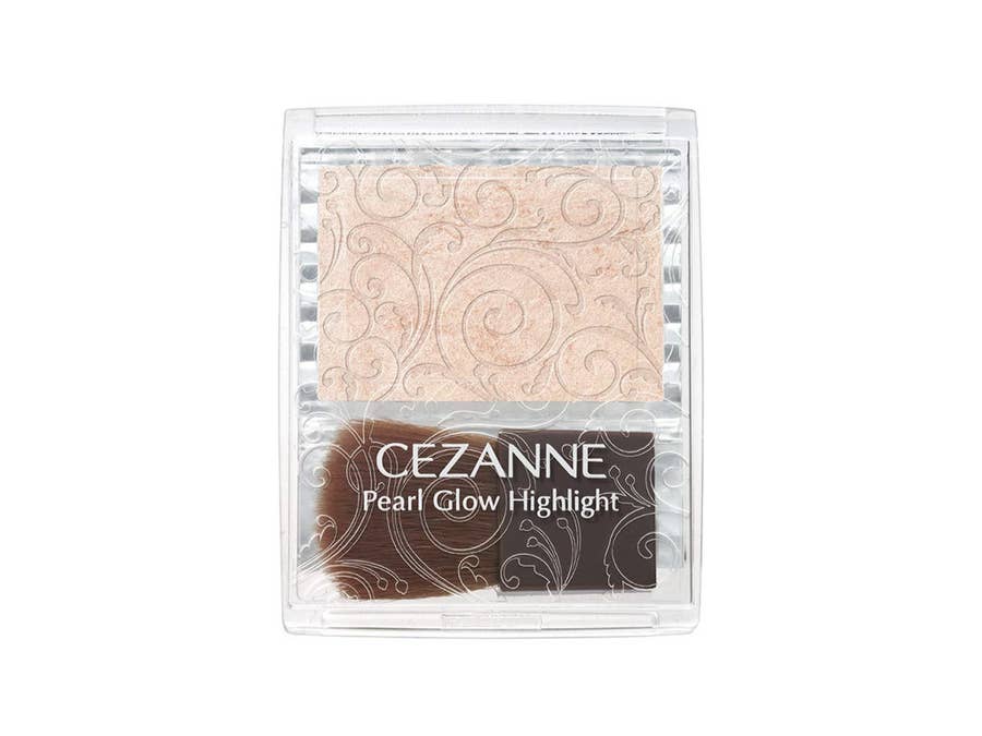 ツヤ肌メイクのマストアイテム 人気のハイライトのおすすめポイントを比べてみた