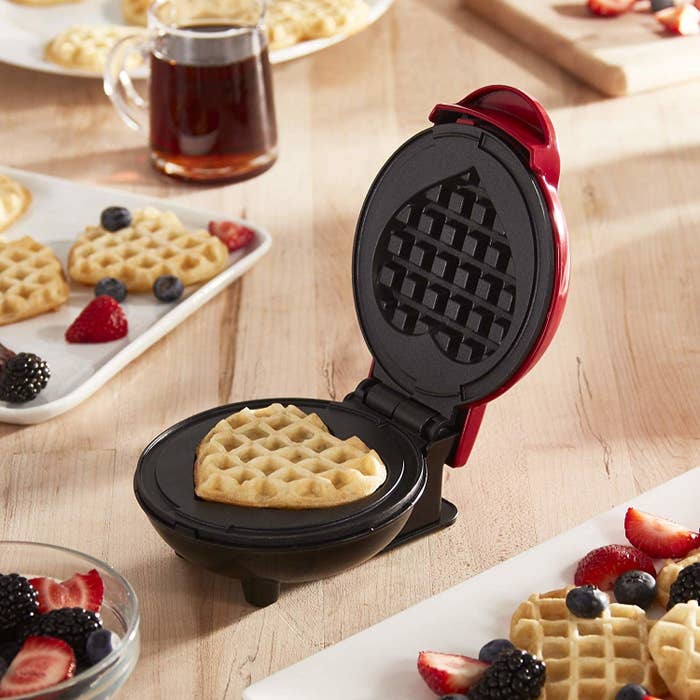 15 Clever, Colorful Kitchen Gadgets Under $30 - Curbly