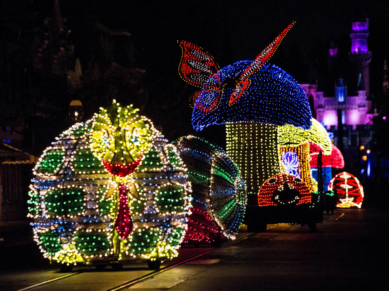 Facts About Disneyland's Main Street Electrical Parade