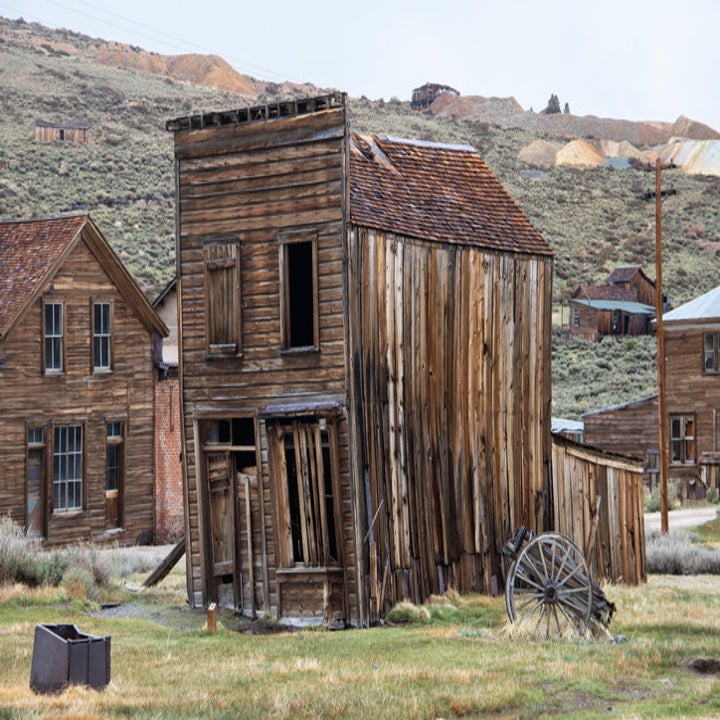 14 Ghost Towns And Cities Around The World You Can Visit