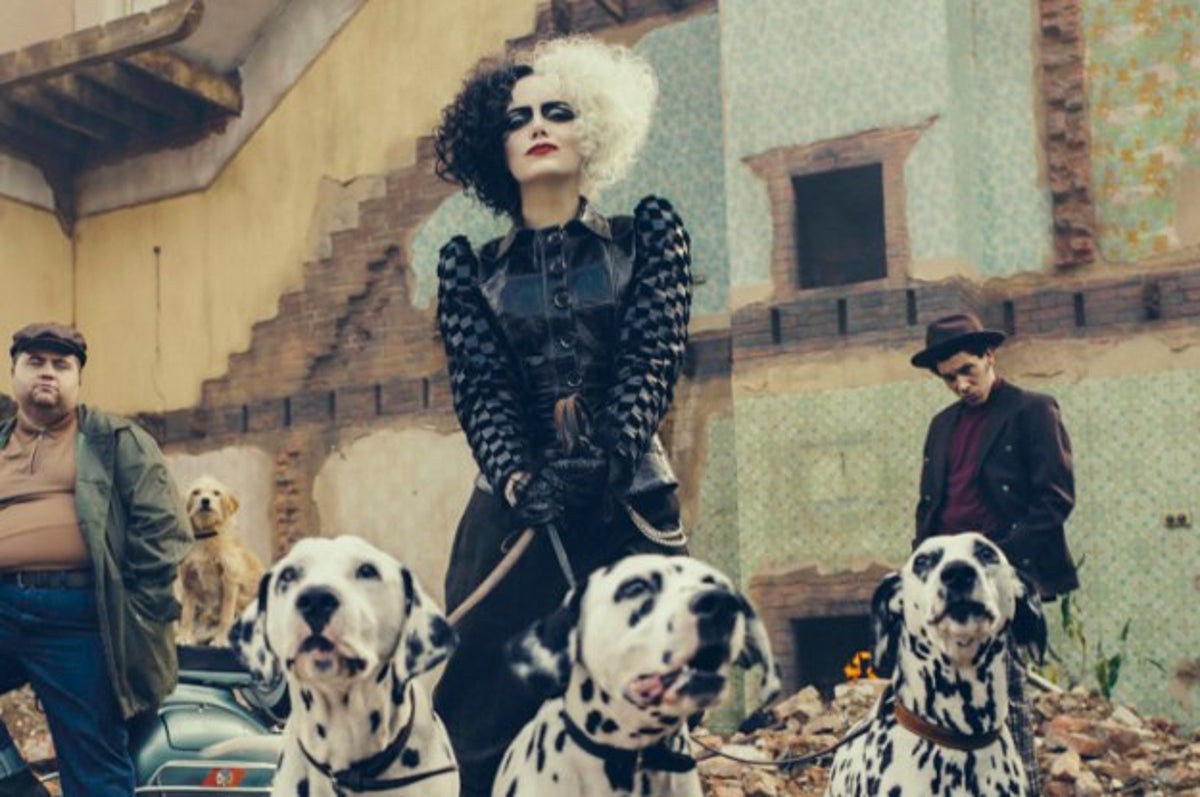 Film Updates on X: New still of Emma Stone in #Cruella (via Vogue)   / X