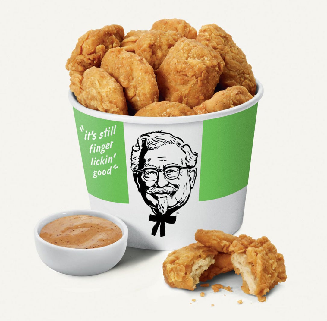 a bucket of chicken that says &quot;it&#x27;s still finger lickin&#x27; good&quot;