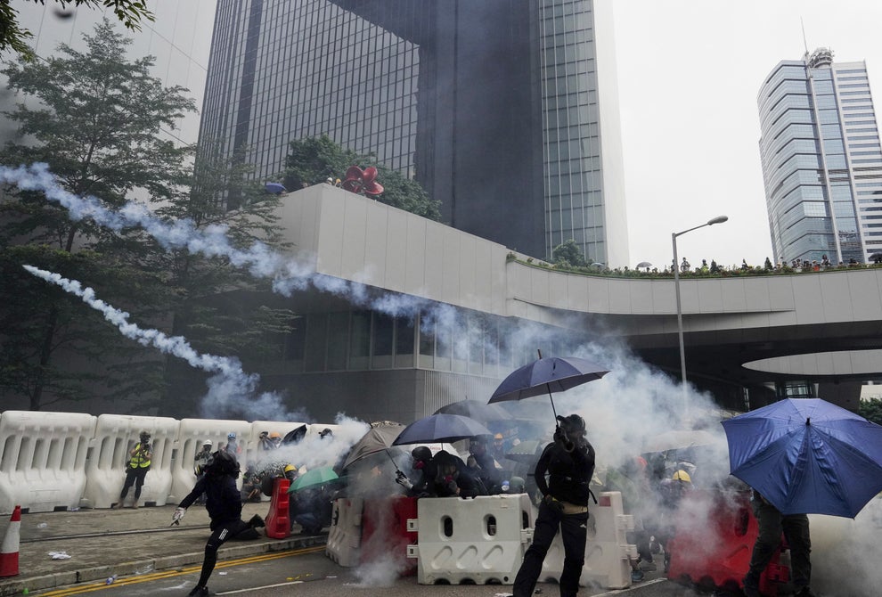 Hong Kong Protesters Defy Police Ban And March For A 13th Straight Weekend