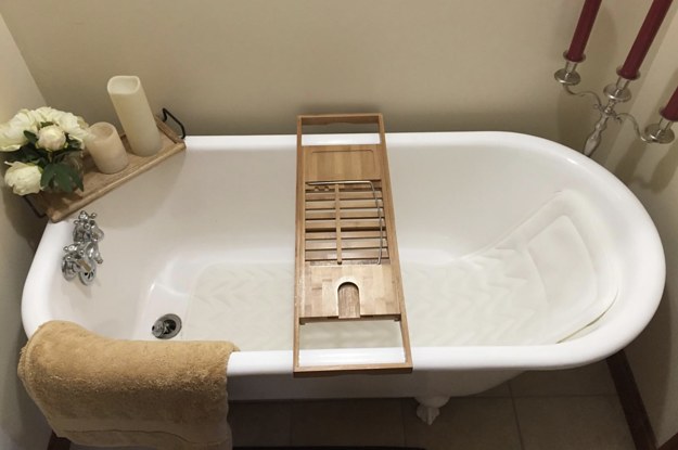 26 Things You Need If You Kinda Like To Hang Out In The Bathroom