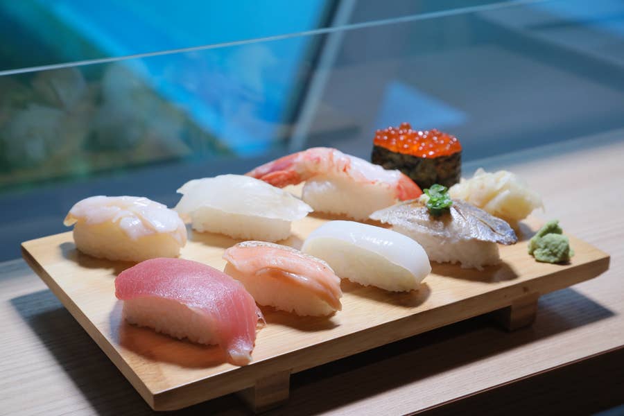 魚を見ながら寿司を食べる アクアマリンふくしまの食育がすごい