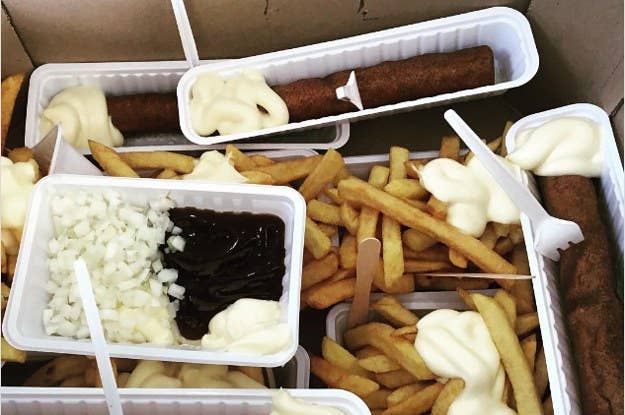 Here's What People Eat On The Go In 17 Countries Around The World