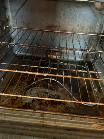reviewer's grease stained oven