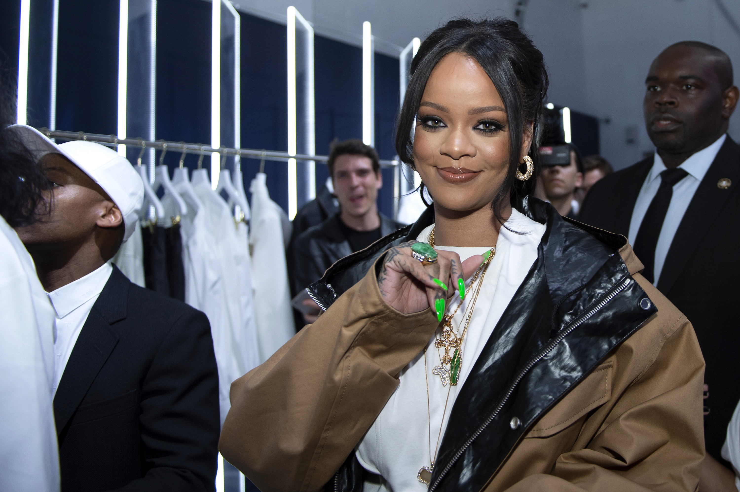 Porno Rihana 2019 - Rihanna Gives Top Tip For Feeling Confident At Savage X Fenty NYFW Show