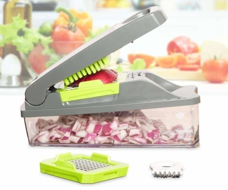 Buy Buyer Clever Cutter Knife Kitchen Knife Food Chopper and Chopping Board  with Locking Hinge Vegetable Clever Cutter Stainless Steel Blades - Black (Clever  Cutter) Online at Low Prices in India 