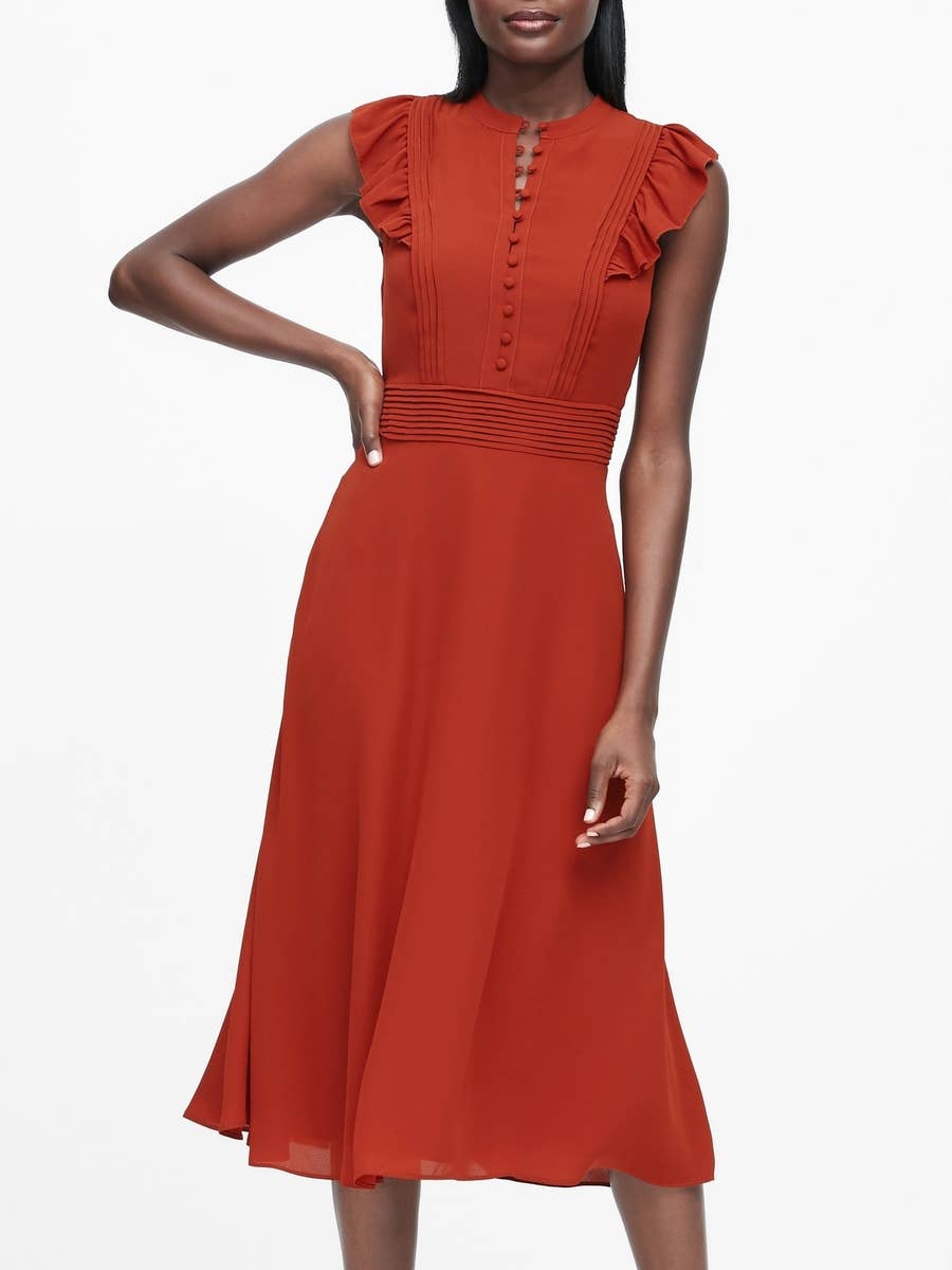 Banana Republic Is Having A Huge Sale, And I Think It's Time To Treat Yourself Banana Republic Is Having A Huge Sale, And I Think It's Time To Treat Yourself