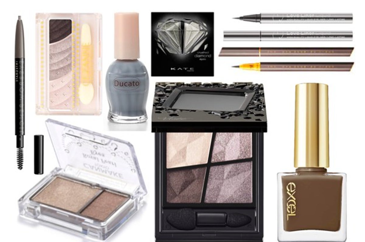 今っぽいのはスモーキーなメイク 今アツい プチプラグレーコスメ をまとめてみた