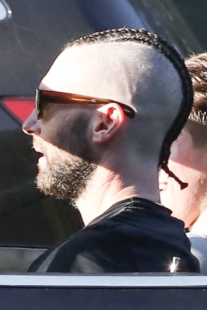 My culture is not your costume- Adam Levine get cornrows | TigerDroppings.com