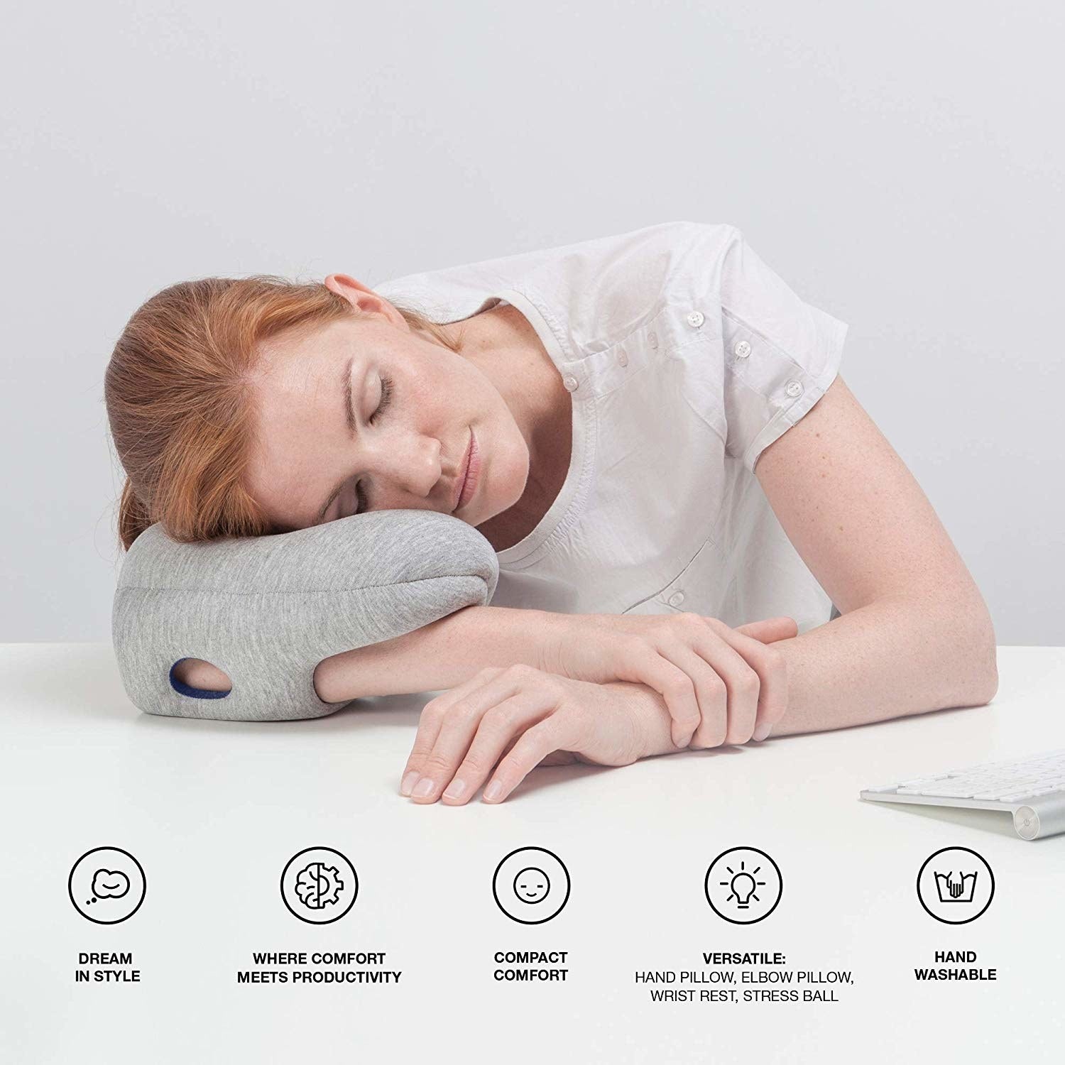 model using the pillow