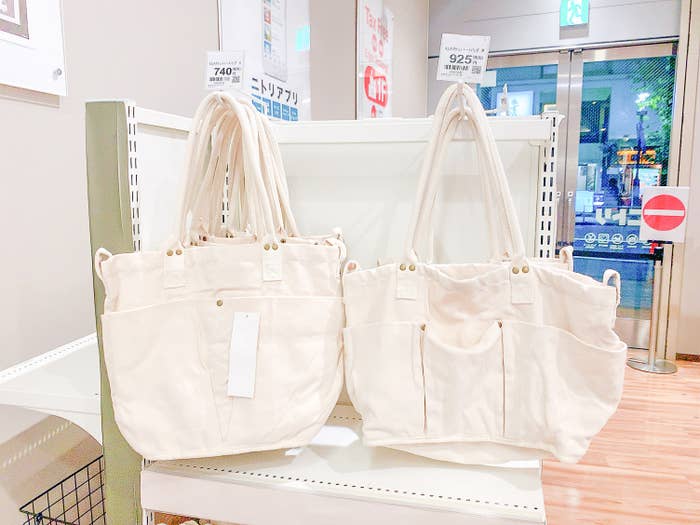 ニトリで超絶便利な トートバッグ みつけた 740円でこの機能性はヤバいわ
