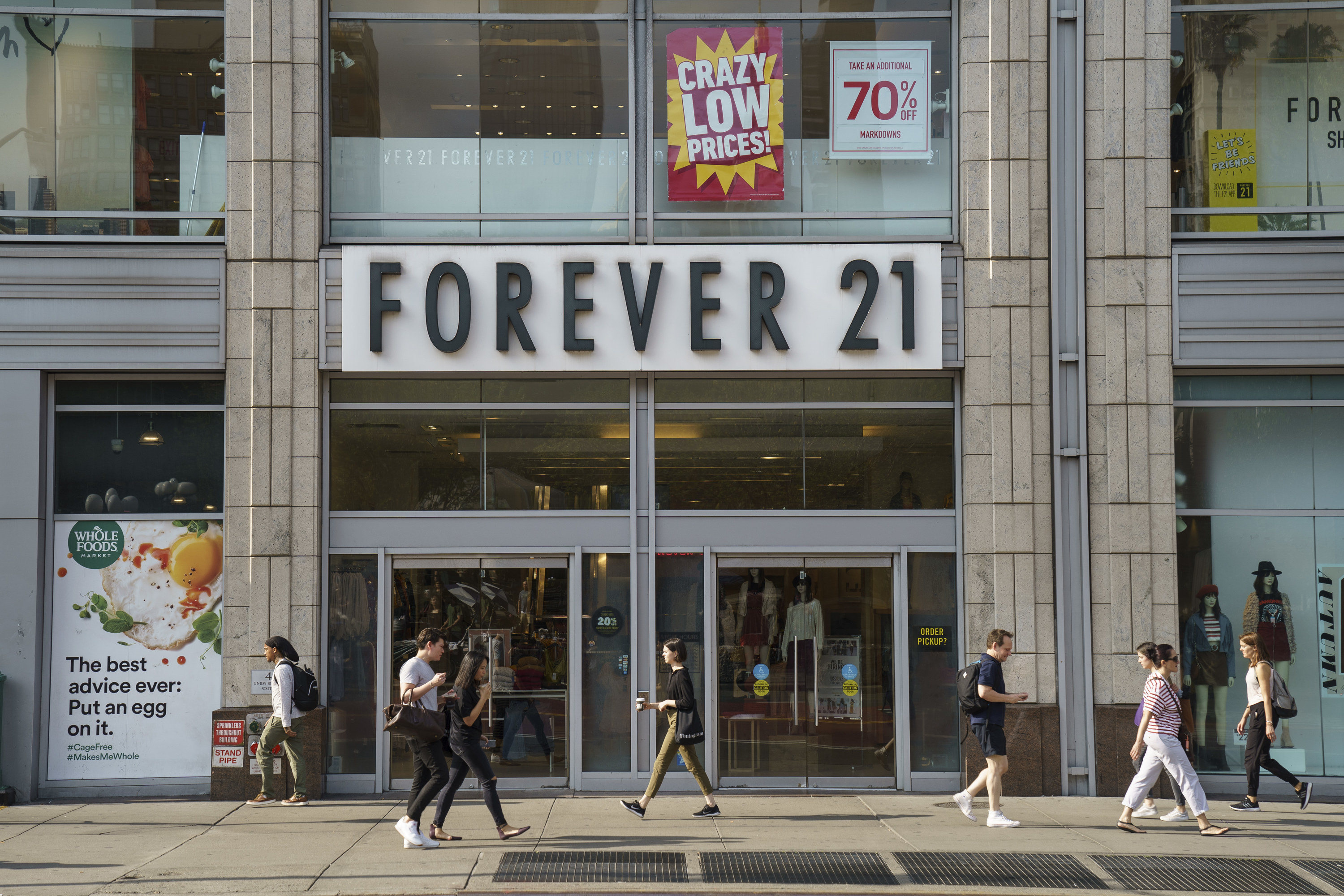 What's Left of Forever 21 in NYC After Filing for Bankruptcy