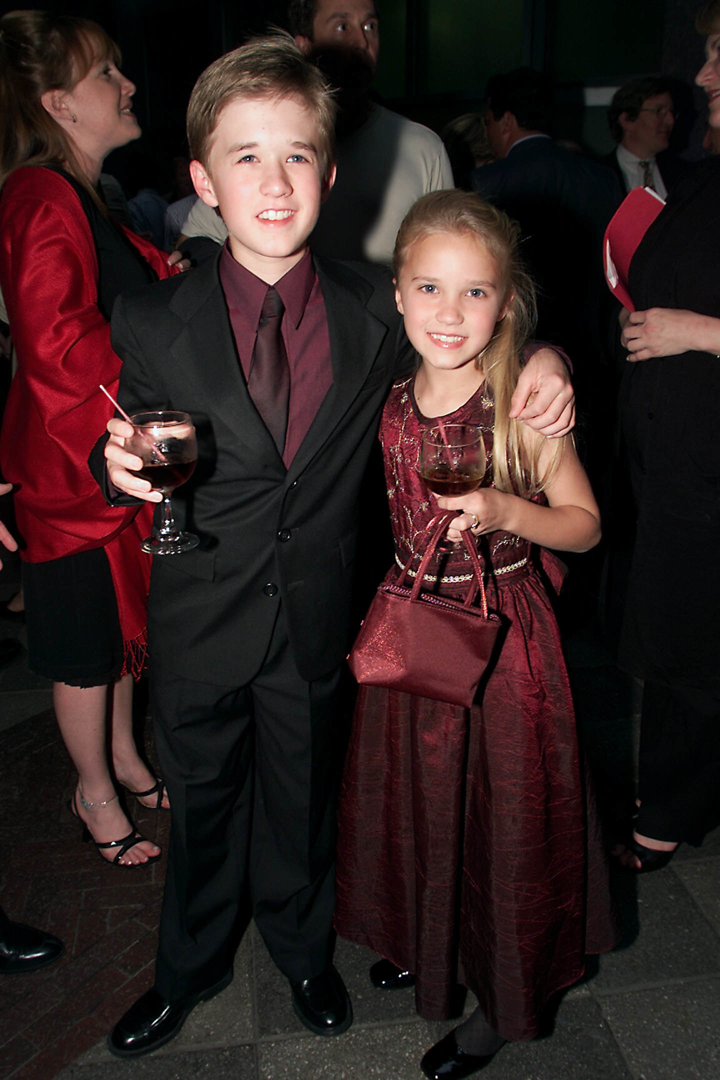 Emily Osment And Haley Joel Osment
