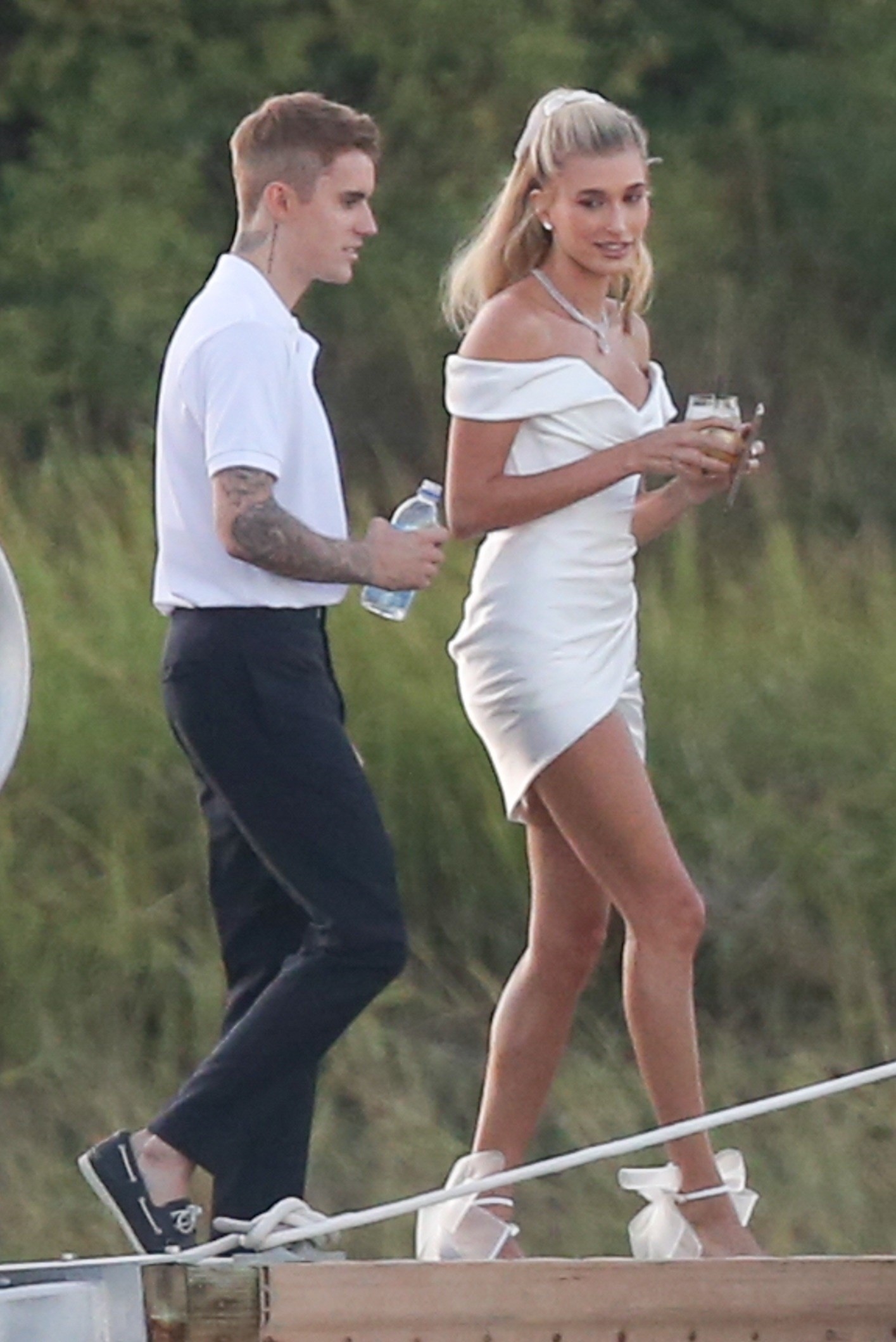 Justin Bieber S Wedding Photos Show His Clean Cut Makeover