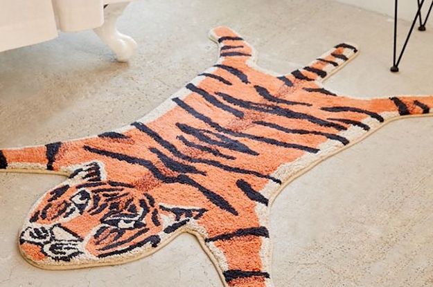 22 Animal-Themed Things To Add Joy To Your Pet-Less Place