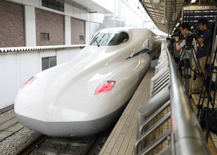 台風19号 東海道新幹線 12日始発から東京 名古屋で運転見合わせ