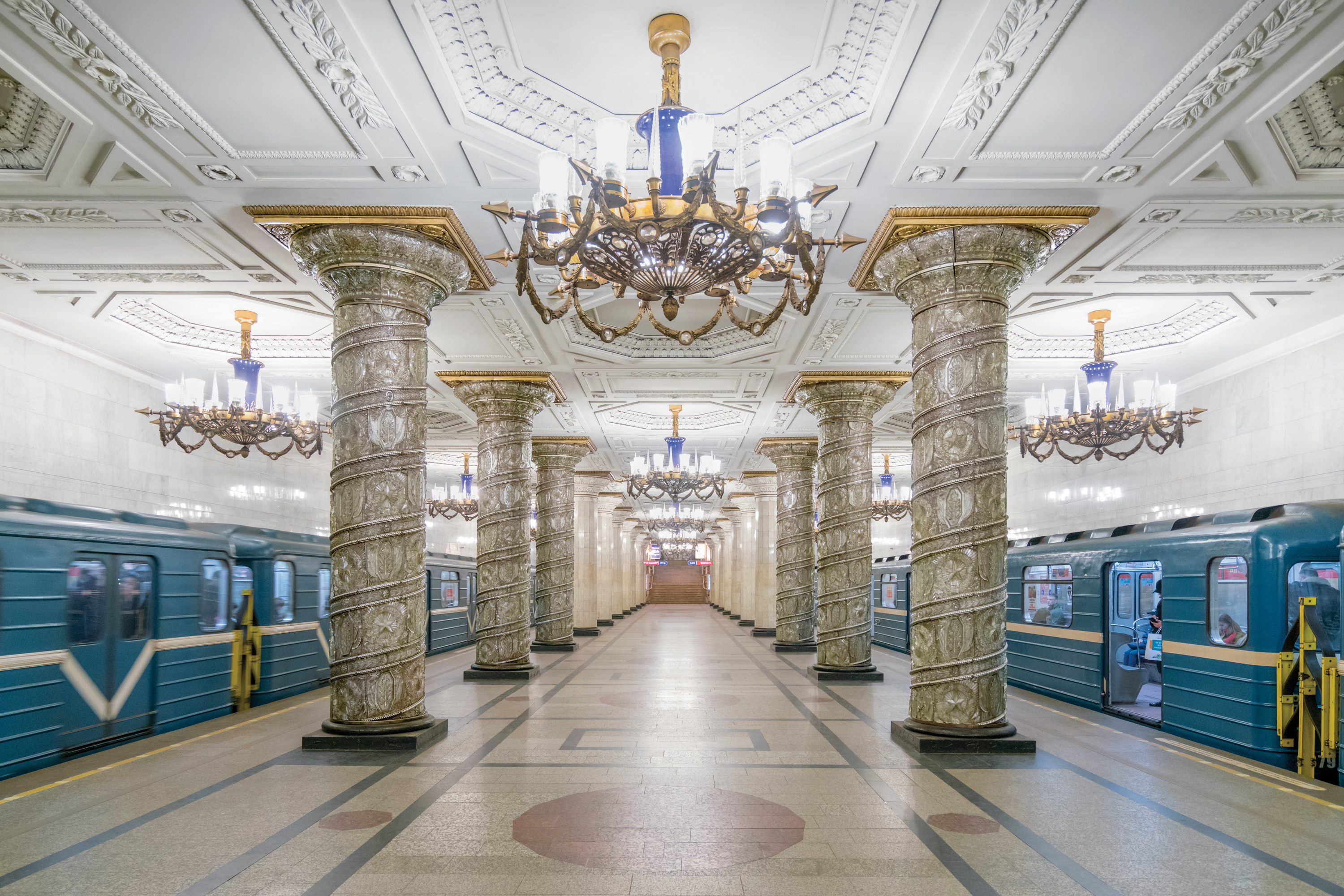 Станция метро Автово Питере