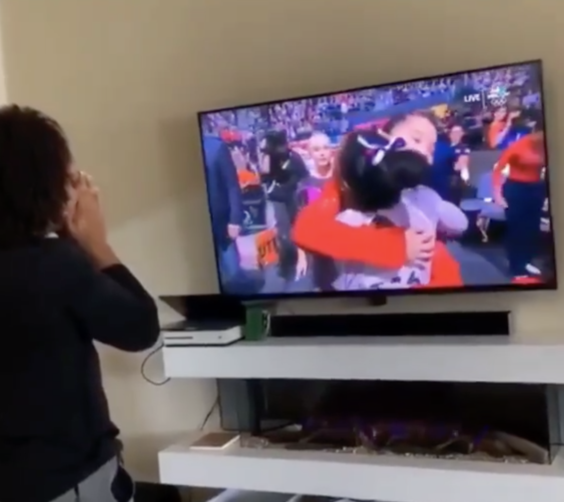 Simone Biles' Boyfriend Cheering On Her During Her Historic Performance ...