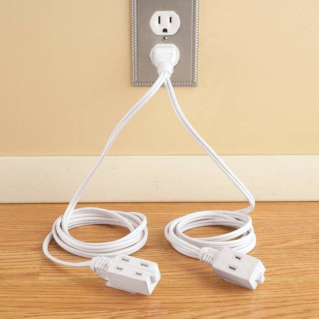 a white double power cord