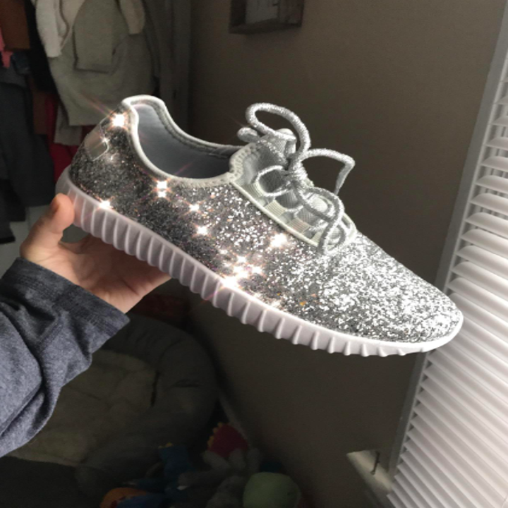 19 Of The Best Shoes For Teachers You Can Get On Amazon