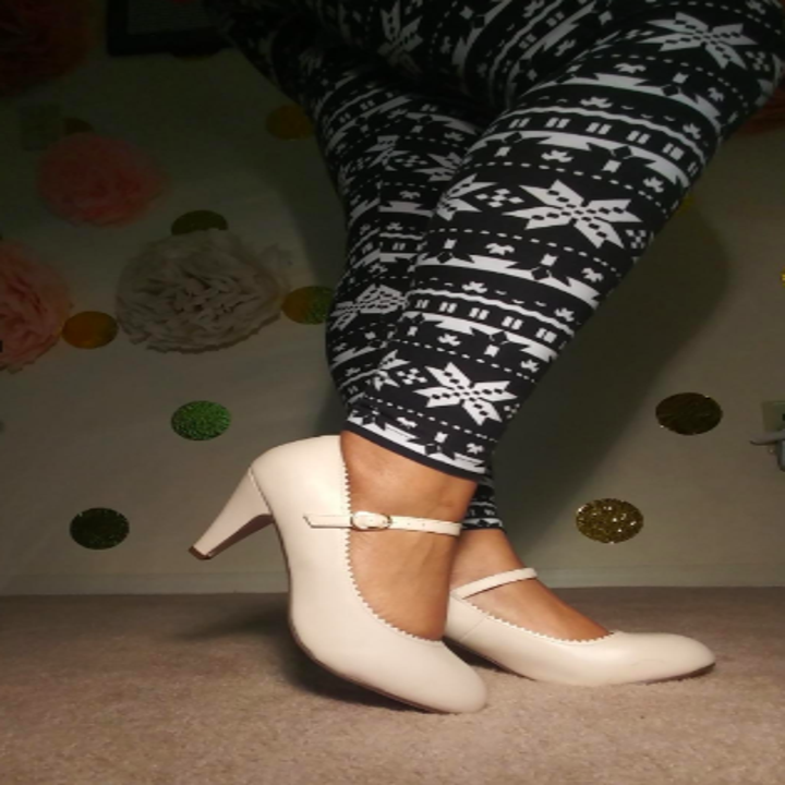 19 Of The Best Shoes For Teachers You Can Get On Amazon
