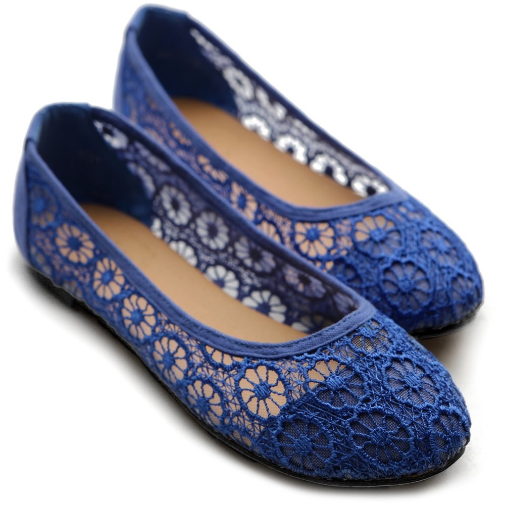 The blue round-toe lace flats