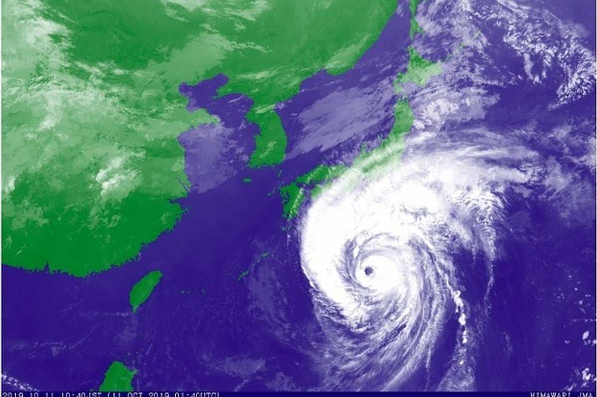 台風19号 12日夕 夜に東海 関東上陸へ 500ミリの大雨の可能性 気象庁 命を守る行動を