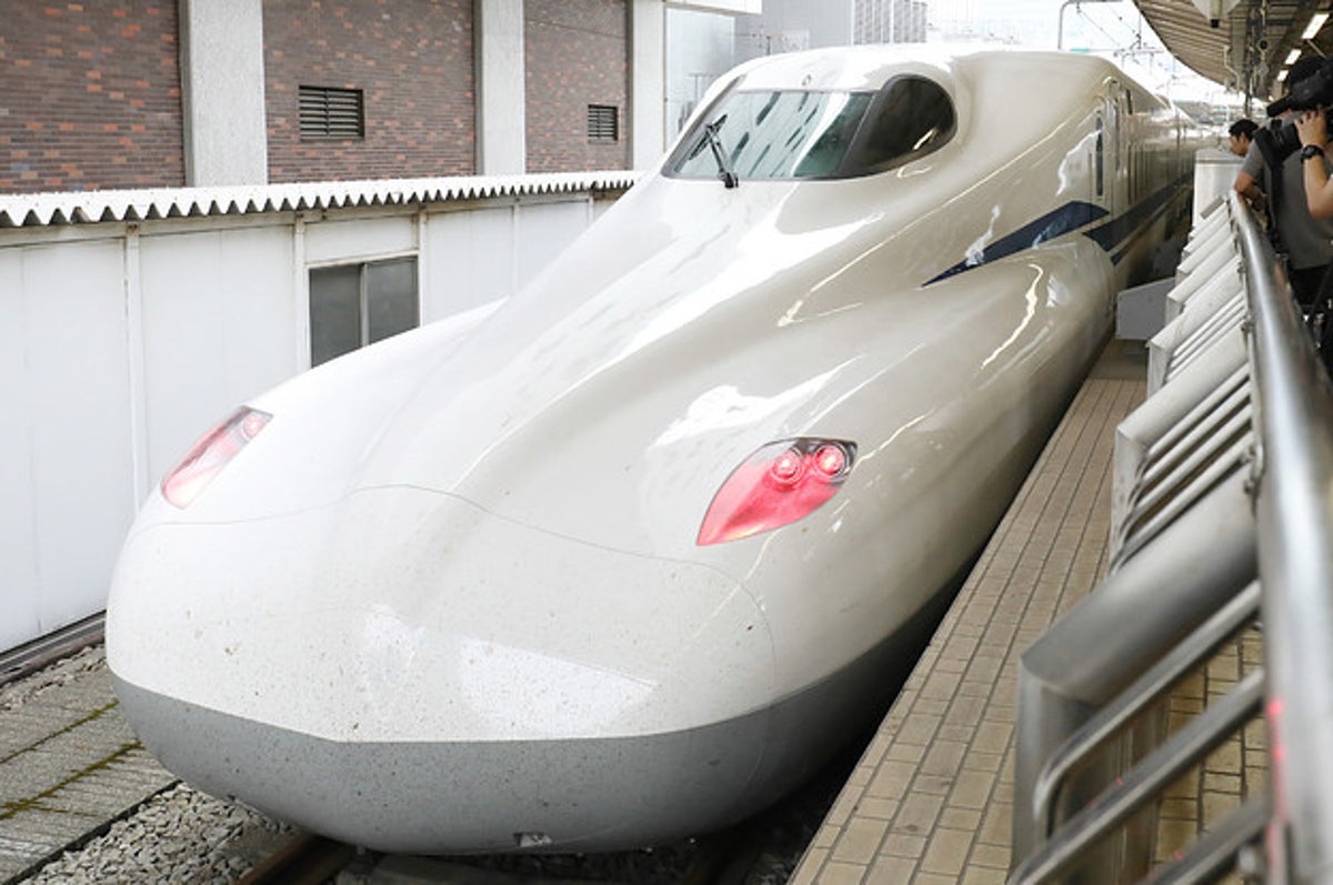 台風19号 東海道新幹線 12日始発から東京 名古屋で運転見合わせ