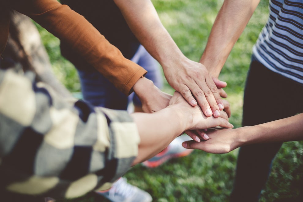 16 Photos That Will Remind You How Amazing Community Is