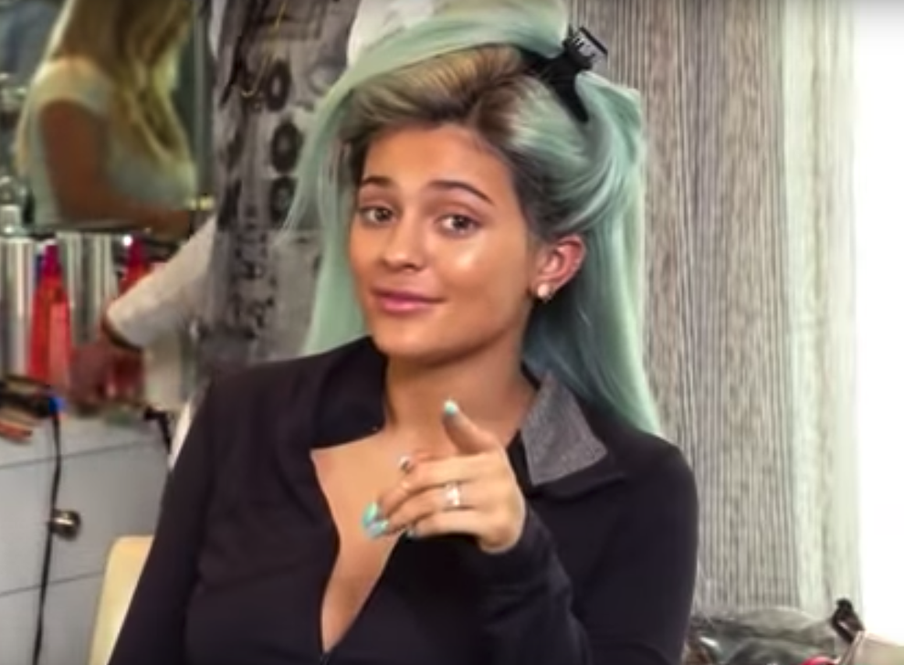 sub-buzz-708-1571326223-2.png?resize=990