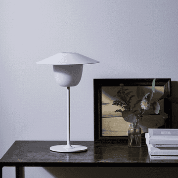 A gif of the lamp used all three ways