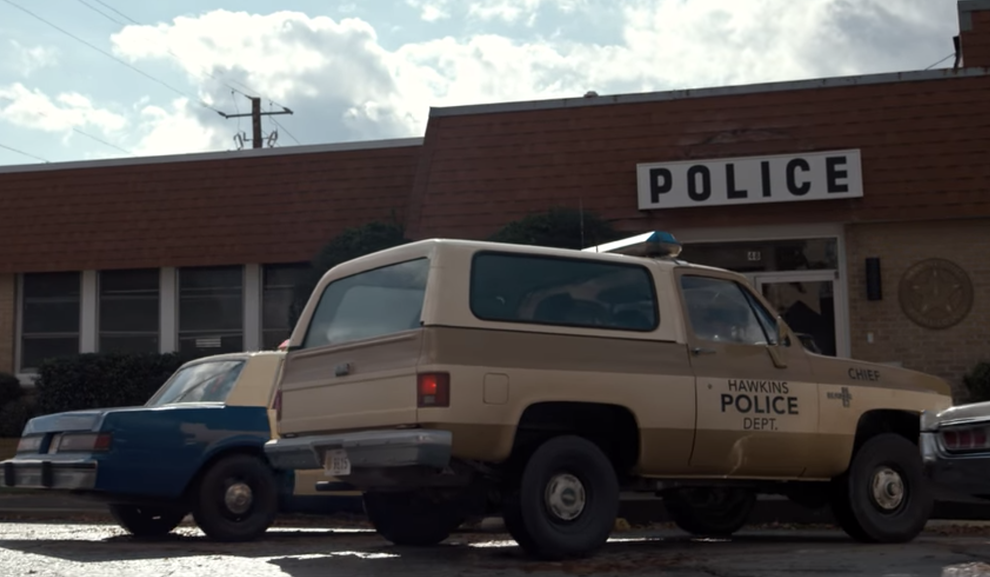 A Fan Shared Photos Of Hopper's Car On The "Stranger Things" Season 4 Set