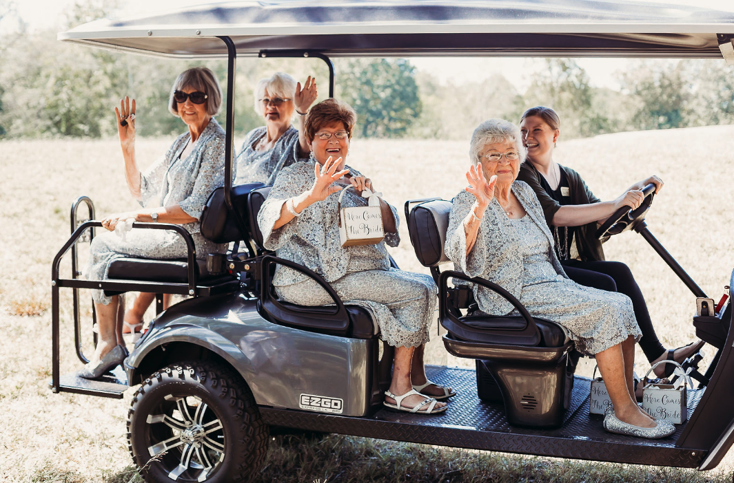 PHOTOS: Bride Has Grandmas As Flower Girls at Her Wedding