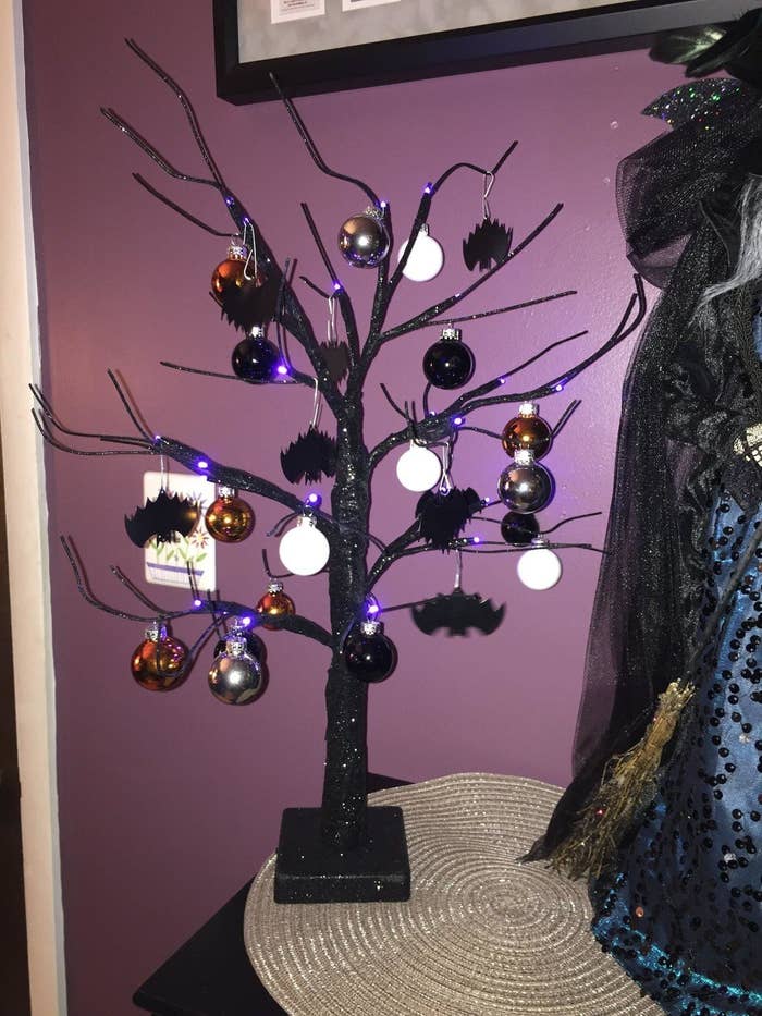 25 Things For People Who Prefer A Low Effort Halloween