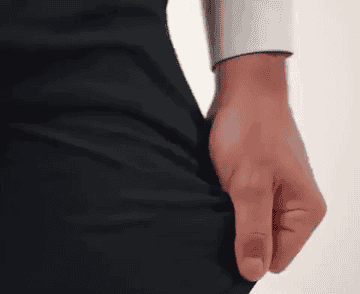 Dylan Larkin shows off 'hockey butt' in pants ad