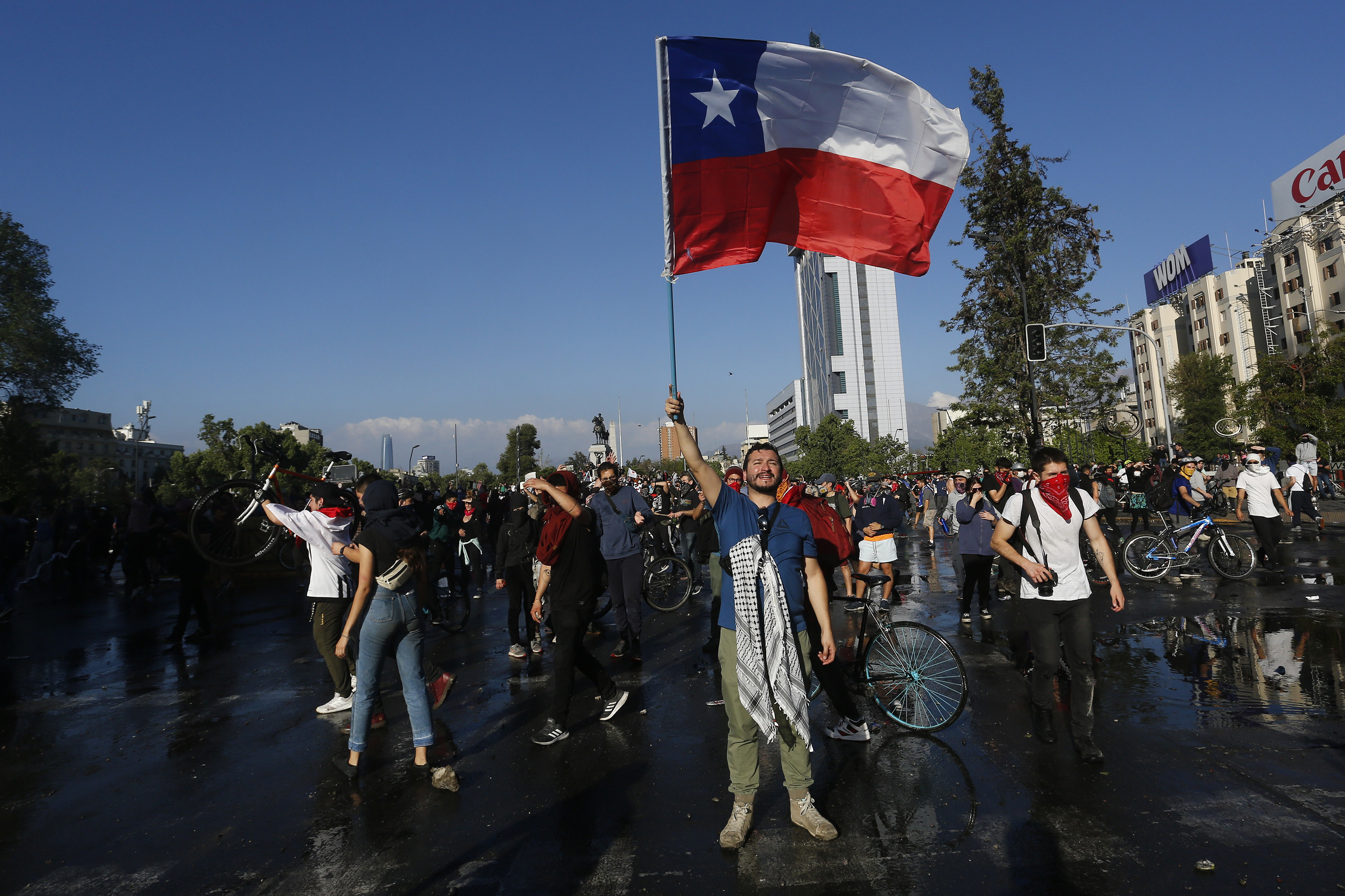 Chile Protests Violent AntiGovernment Unrest Takes Place Despite