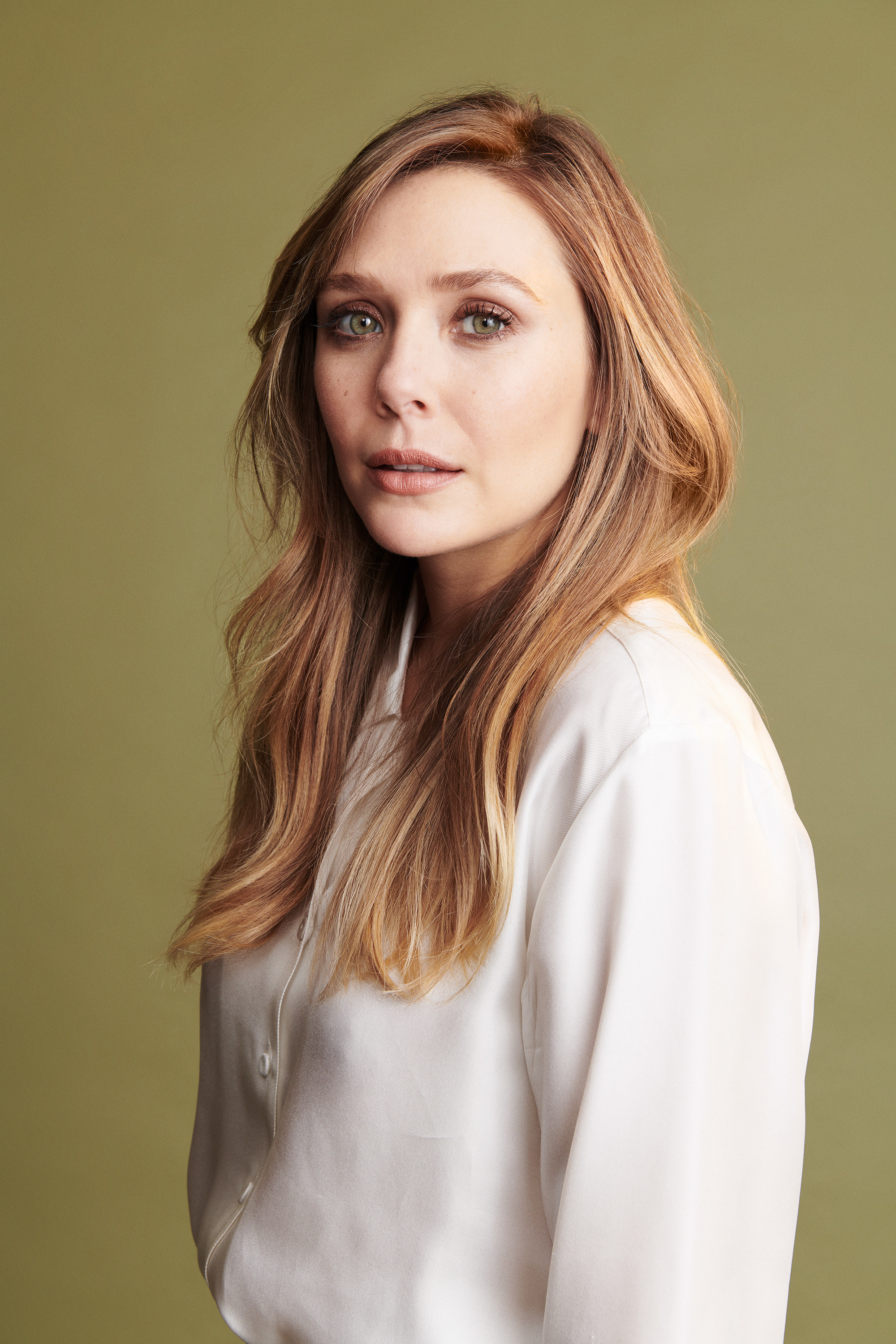 2000px x 3000px - 27 Things We Learned On Set With Elizabeth Olsen