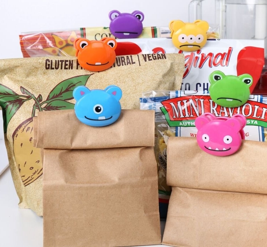 Several snack bags with clips on them