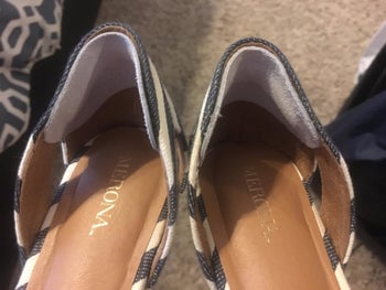 The heel grips