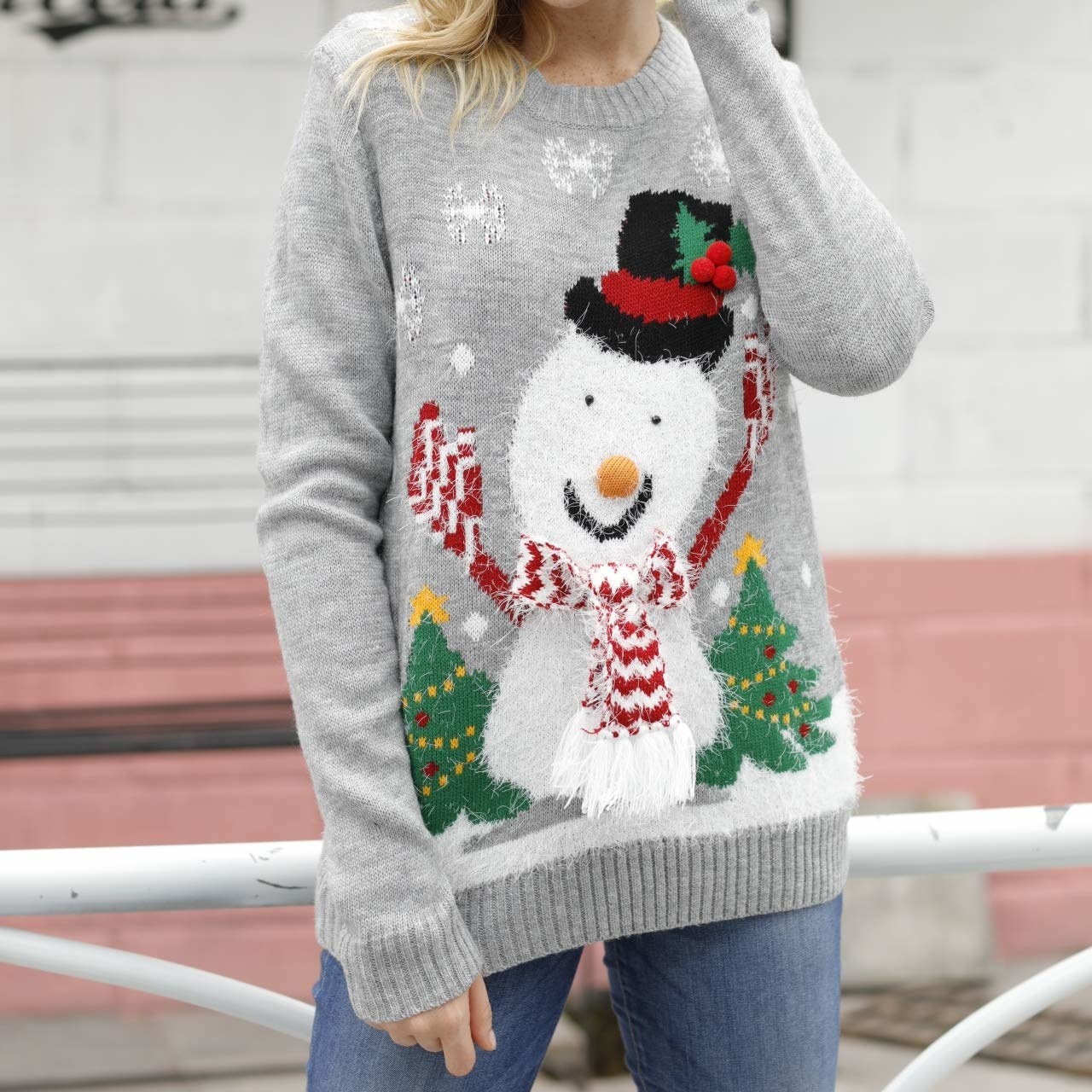 Pom Pom Green. Unisex Sweatshirt Man Snowflake Rodolphe Christmas Envy Boutique 38 = M 