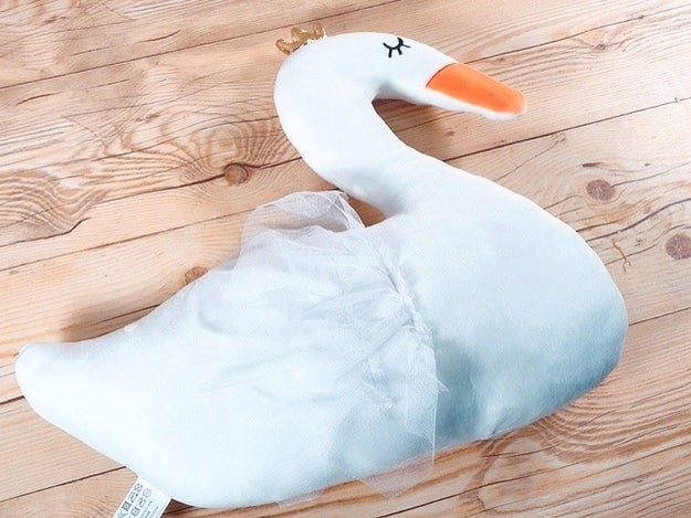 モチモチ感がハンパない フライングタイガーのクッションが想像を絶する心地よさです