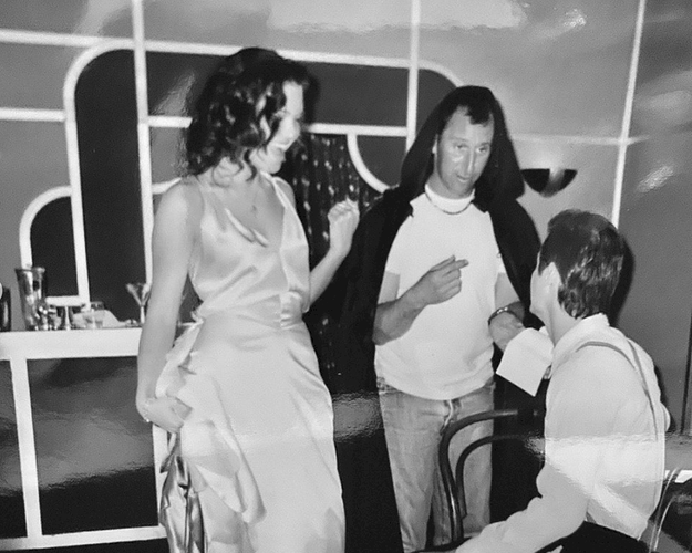 mandy moore blue dress a walk to remember Walk to Remember Anniversary: Walk to Remember Throwback Photos, Fun Facts